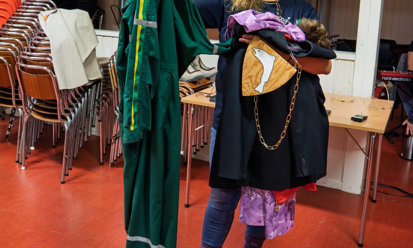 Kultur, Grane | Kombinerer revy med fest og skjenkebevilling: – Fant ut at vi måtte prøve noe nytt