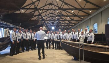 Kultur, Kor | Feirer 20 år med kabaret: – Vil by på oss selv, bokstavelig talt