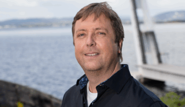 Tore Strømøy, Boklansering | Tore Strømøy i ny bok: – Jeg er skadet