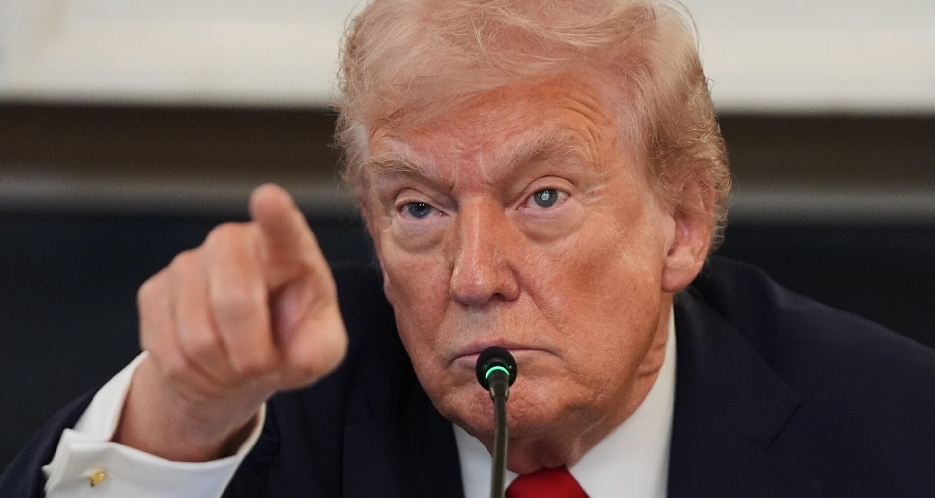 Donald Trump, Hevn | Tid for hevn