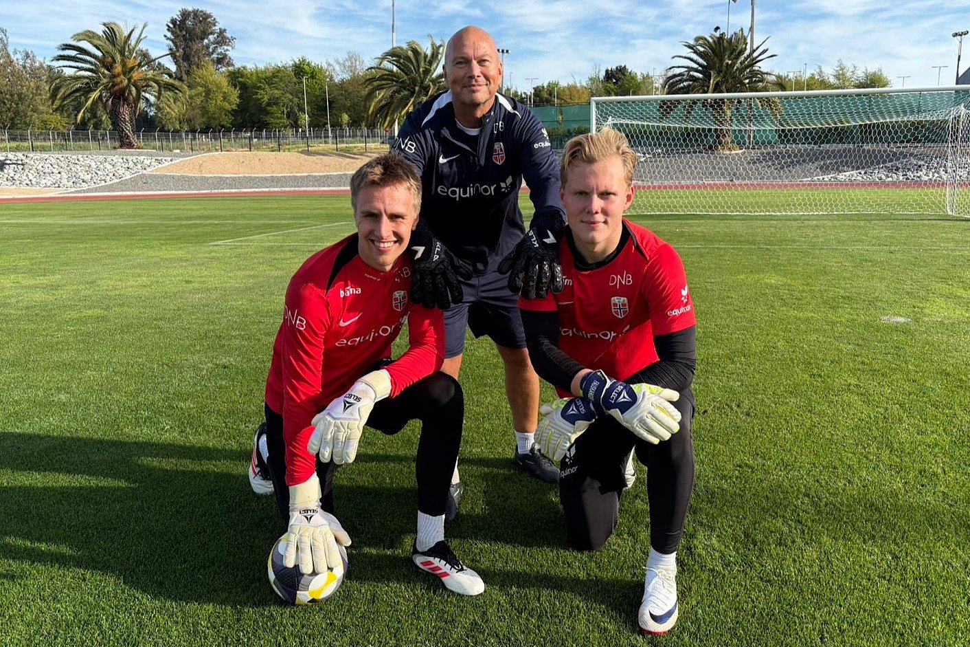 Sport, Fotball | Videre i VM – ny lokal keeper fikk sjansen