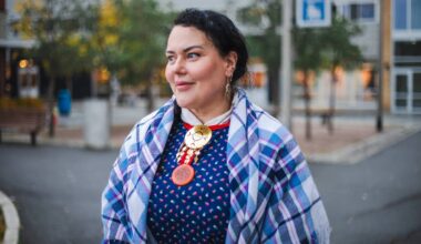 Sametingspresident Silje Karine Muotka under forhandlinger i Alta 06.10.25