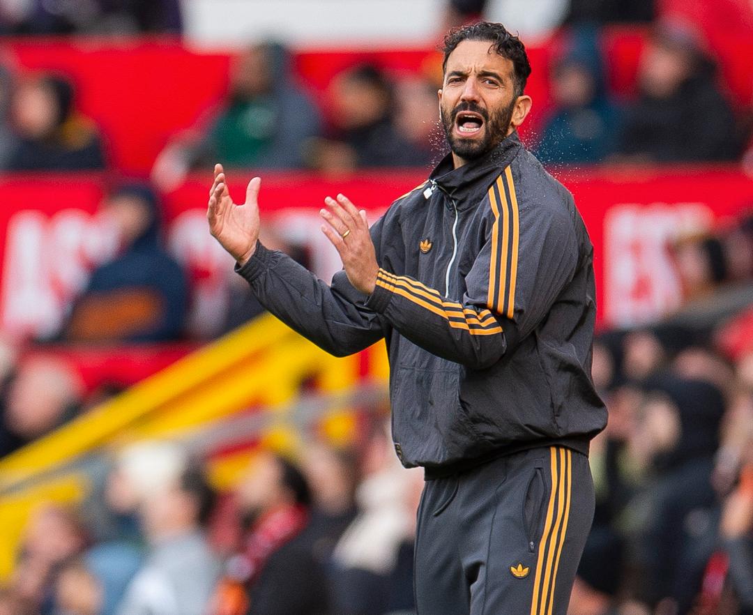 Carragher spår Amorim-spark før jul