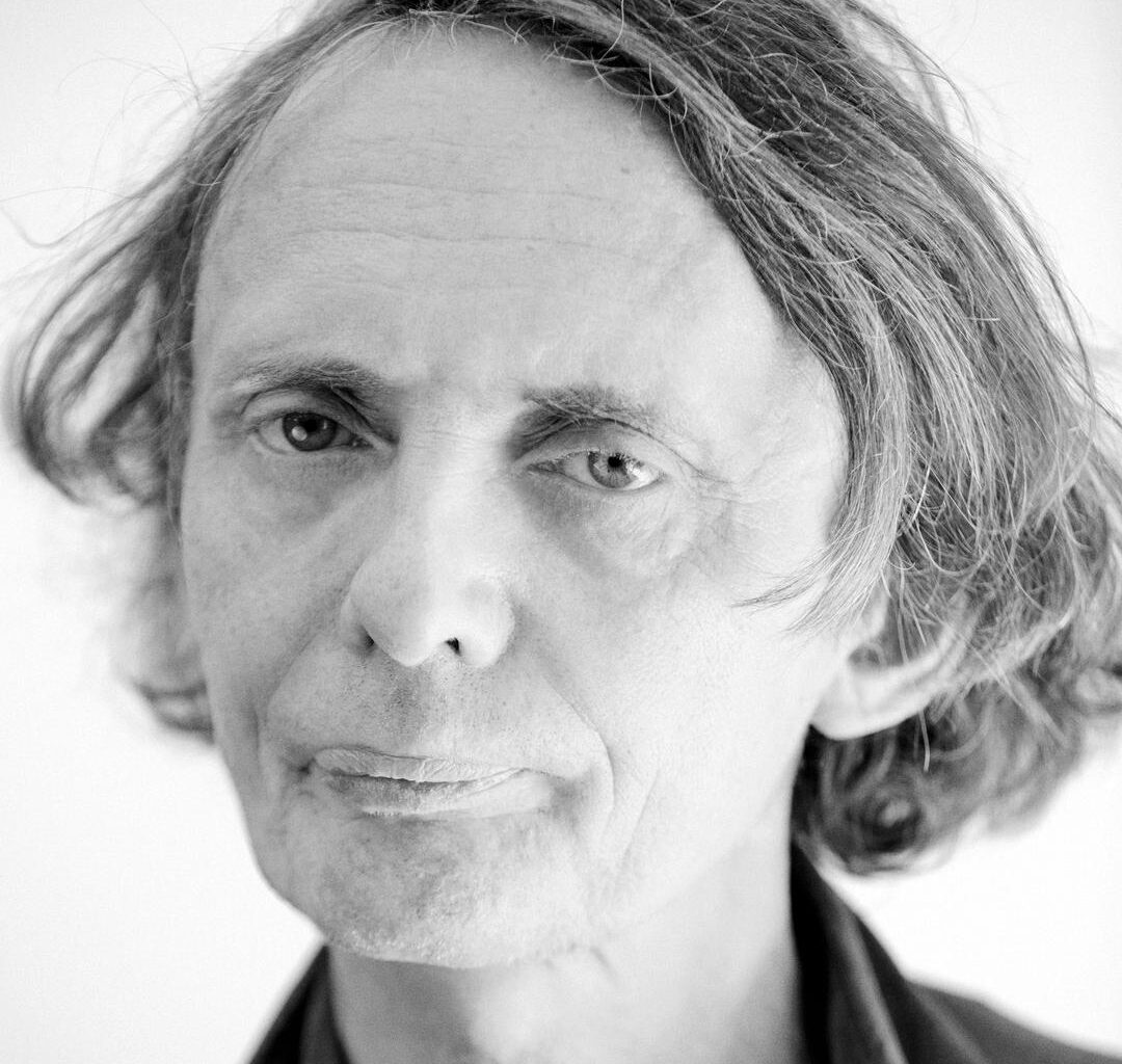 Forfatter Henning Hagerup er død