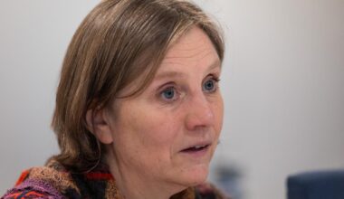 Kjersti Toppe (Sp) reagerer på Helsetilsynet-leders svar om avskiltet lege i Norge: – Kjempealvorlig