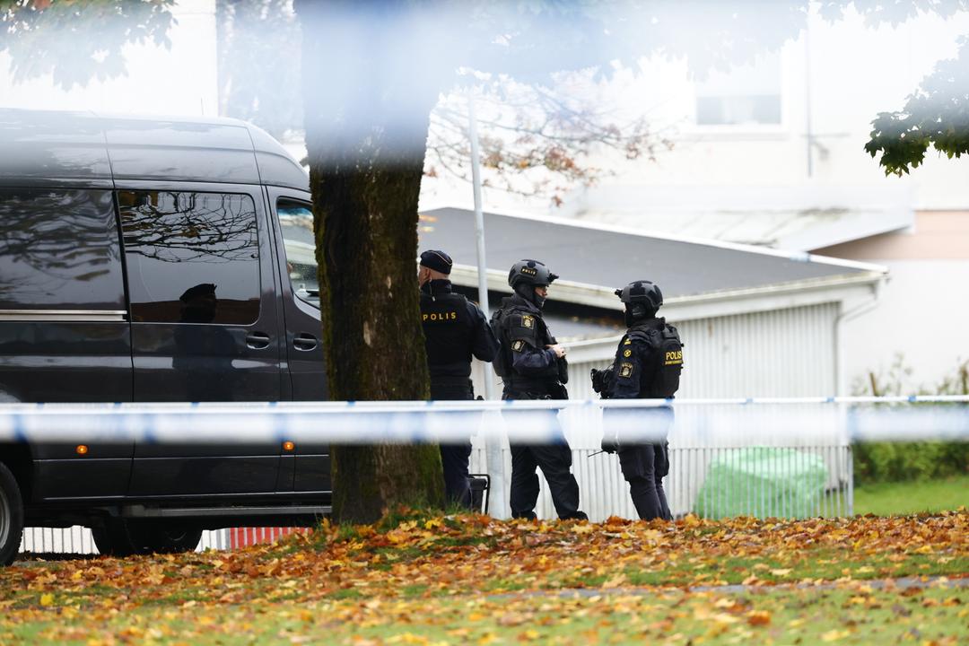 Håndgranater funnet i Sverige – 800 elever må holde seg inne