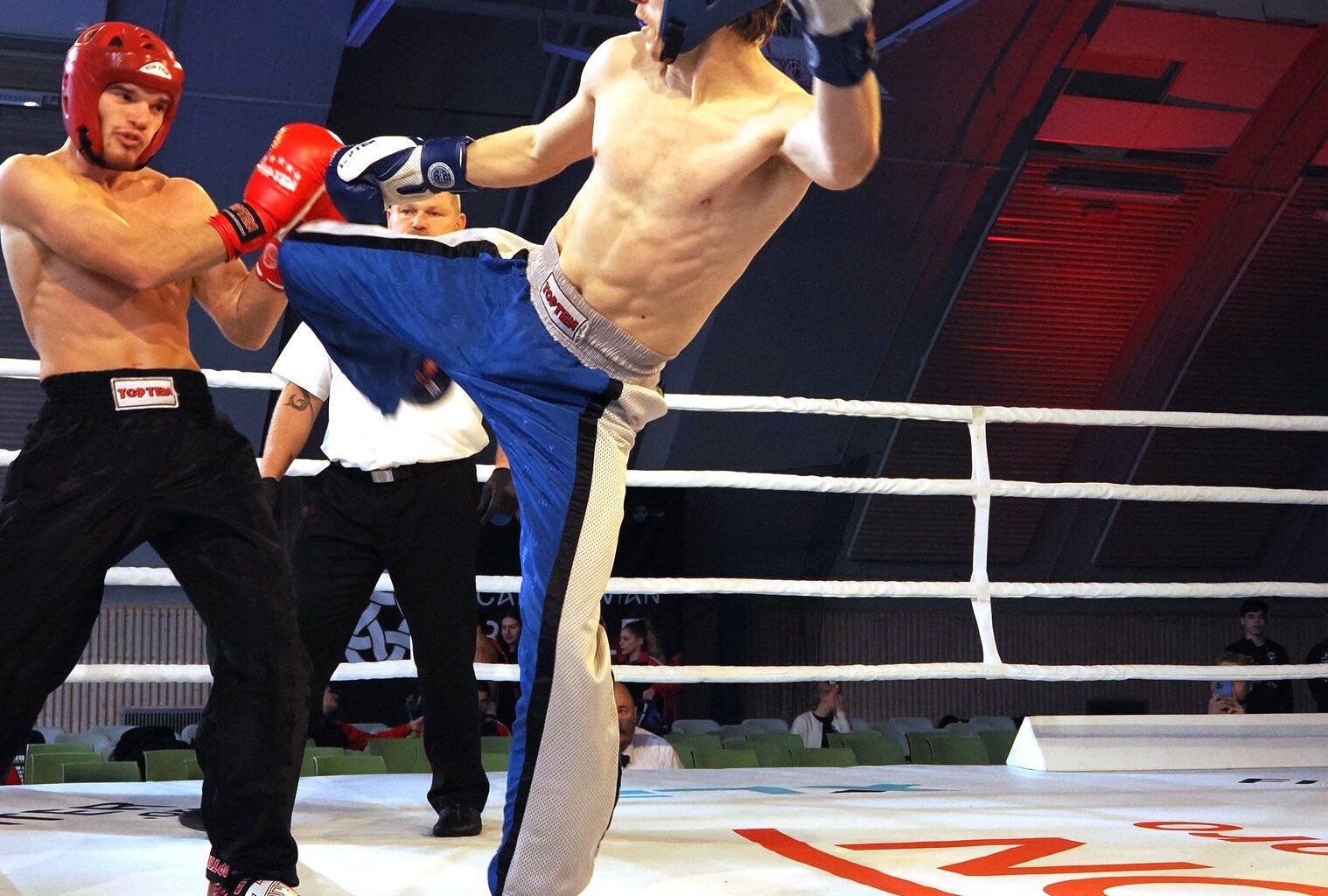 Sport, Kickboksing | Imponerte i kickboksing