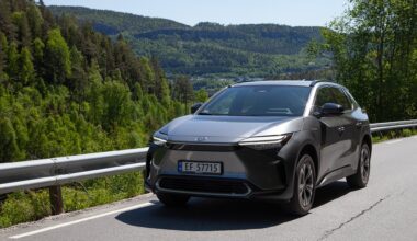 Bil, Elbil | Hastekjøper elbil: Bilsalget opp 45 prosent