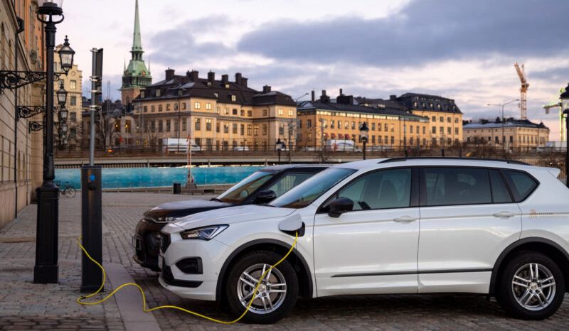 (+) To land setter nye rekorder. Men her sverger de fortsatt til bensin. - fvn.no