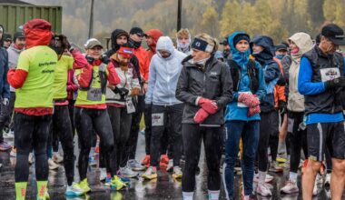 (+) Sentrumsløp i høljeregn - sjå bileta - hallingdolen.no