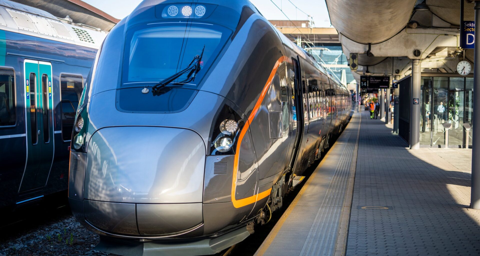 Nyheter, Flytoget | Alle de nye flytogene må til Spania for reparasjoner