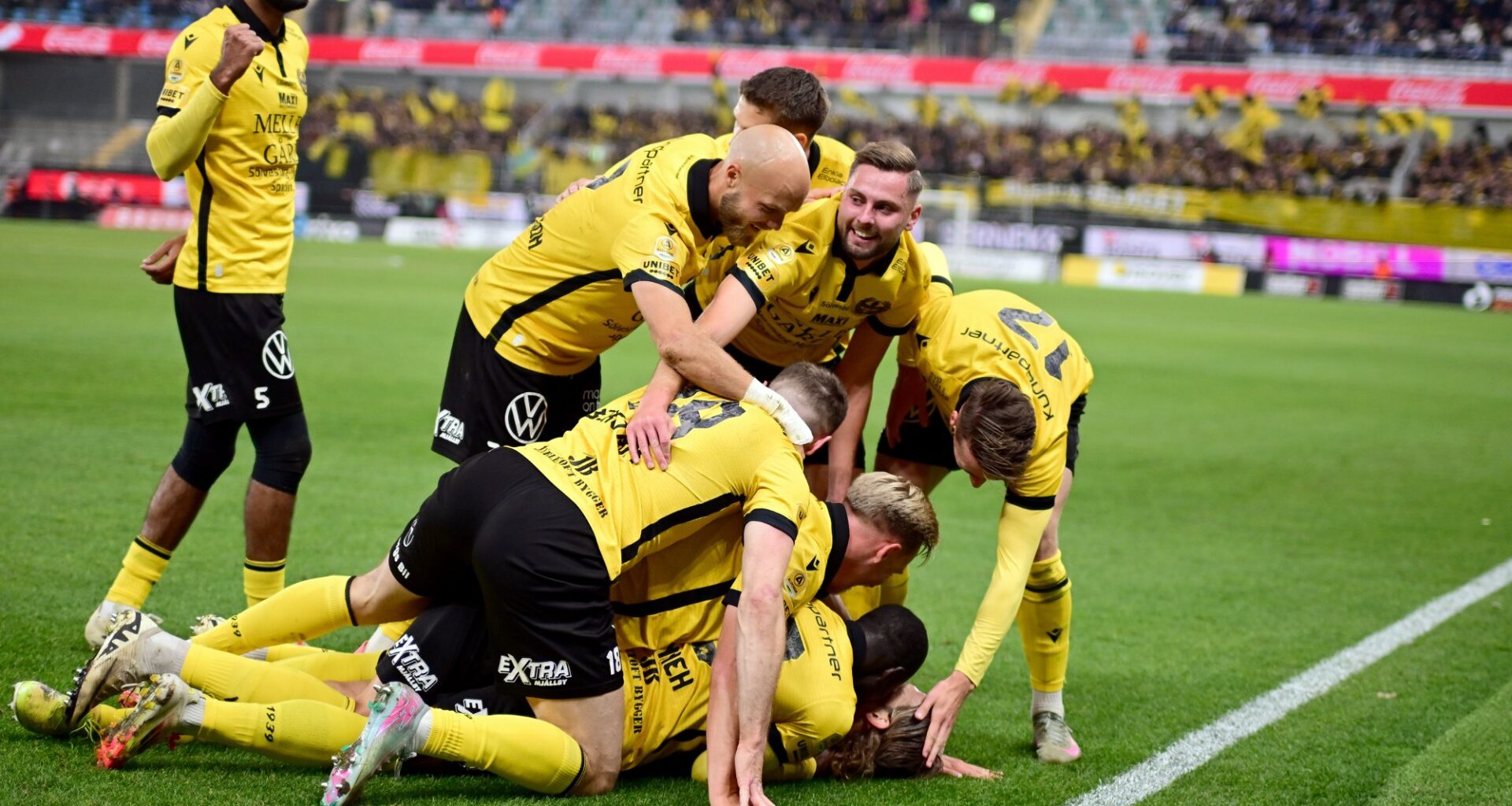 Fotball, LSK | To LSK-spillere med da Mjällby tok sensasjonsgull i Sverige: – Helt uvirkelig