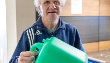 Høyretopp ut mot pensjonsregelen som rammer «A-laget-Tore»: –⁠ Utrolig skuffende!