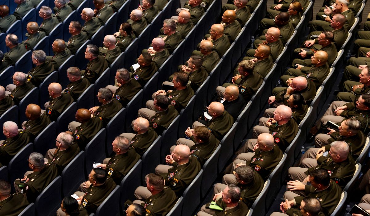 Donald og generalene - fvn.no