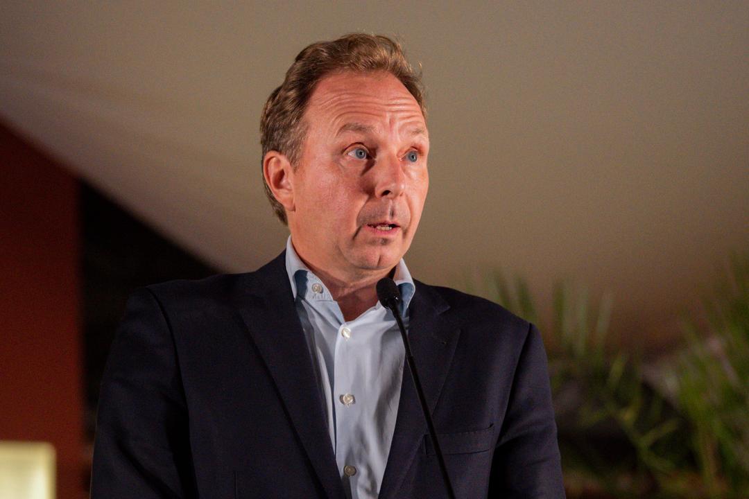 Aschehoug-sjefen beklager stunt