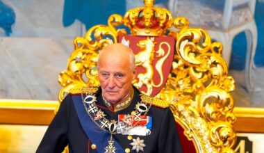 – Sammen skal vi føre Norge trygt gjennom urolige tider