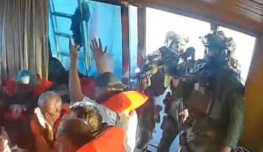 Advokatene sier de har blitt utsatt for aggresjon og nektet tilgang til vann og medisiner