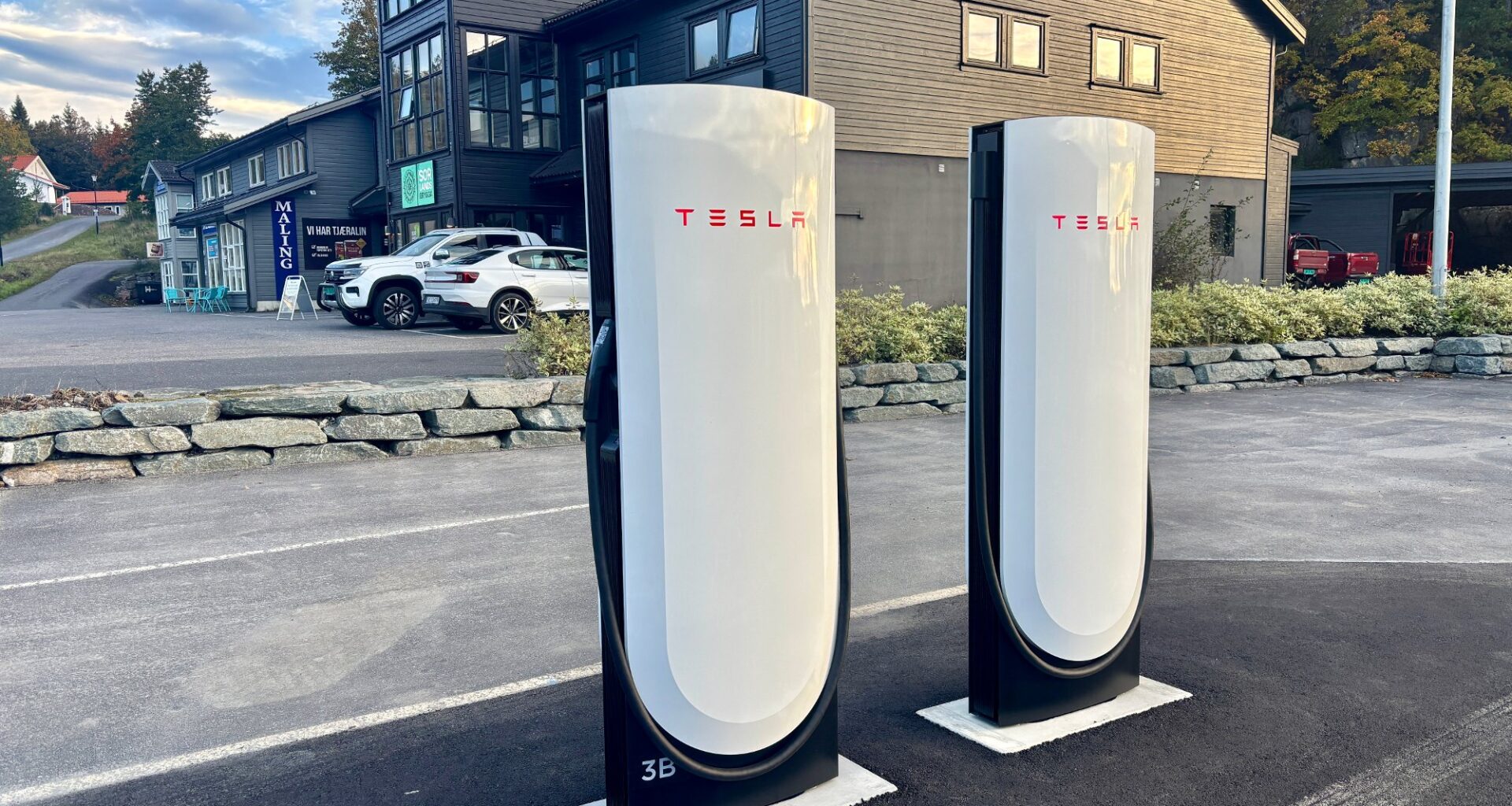 Tvedestrand, El-bil | Her har de åpnet nye super-ladere