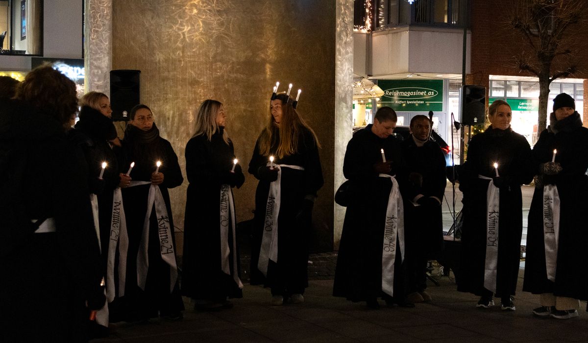 (+) – Det er for få menn her. Det er for få menn som tar ansvar. - fvn.no