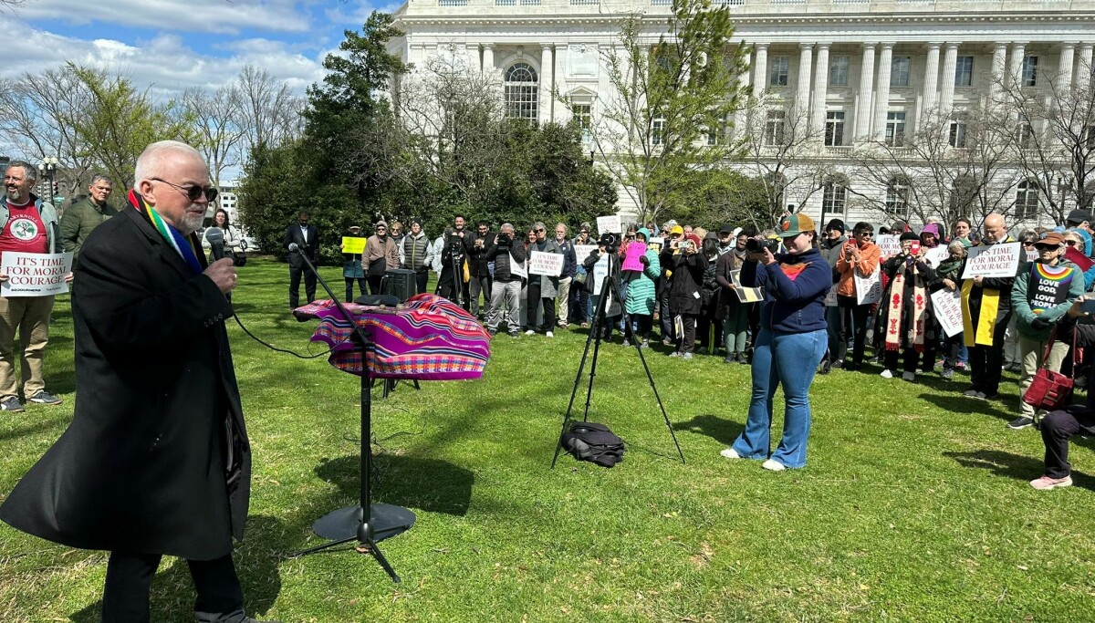 Kristne ledere trener på ikke-voldelig protest mot Donald Trump
