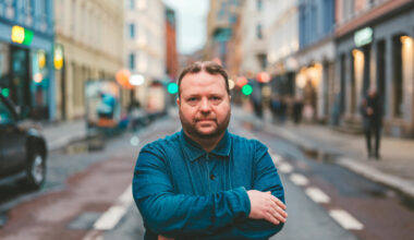 Tarjei Leer-Salvesen avslører med boka Oljefrakten norsk oljefrakt til apartheidregimet