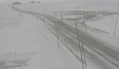 Harangervidda delvis stengt etter trafikkulykke