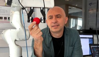 Denne roboten «føler» som en menneskehånd 