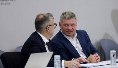 Påpeker krigens klimaskader, vil kreve milliarder fra Russland