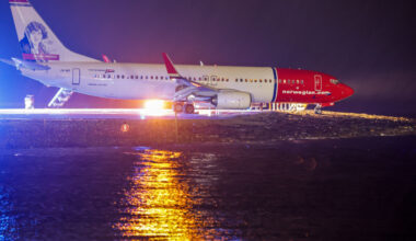 Gjenopptar flyvninger til Israel