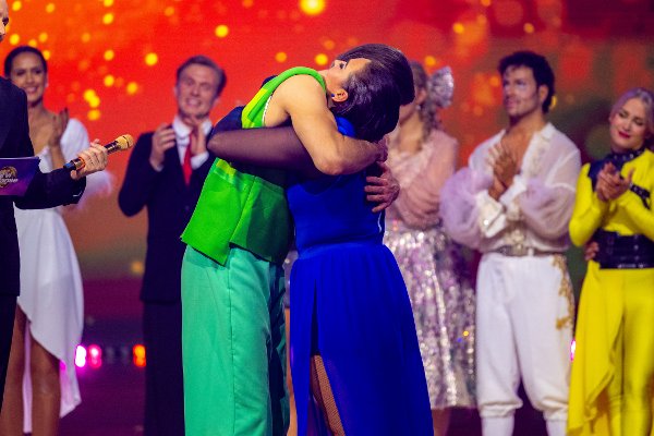 Viggo Venn og Rikke Lund er med videre og Tobias Brandal Busæt og Vyara Klisurska er ute etter program 4 av Skal vi danse 2025.
Foto: Thomas Andersen / TV 2