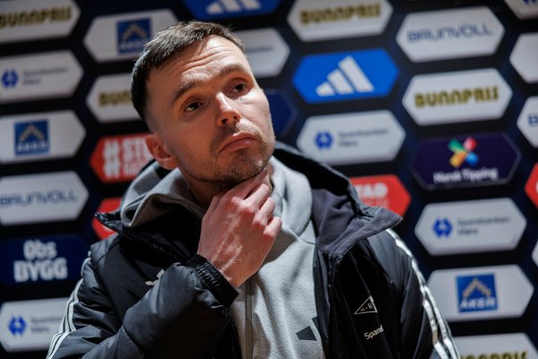 Molde 20251101. 
Rosenborgs Ole Selnæs etter eliteseriekampen i fotball mellom Molde og Rosenborg på Aker Stadion.
Foto: Svein Ove Ekornesvåg / NTB