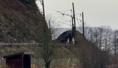 Ulykker og hendelser, Dovrebanen | Dovrebanen stengt – stein har rast