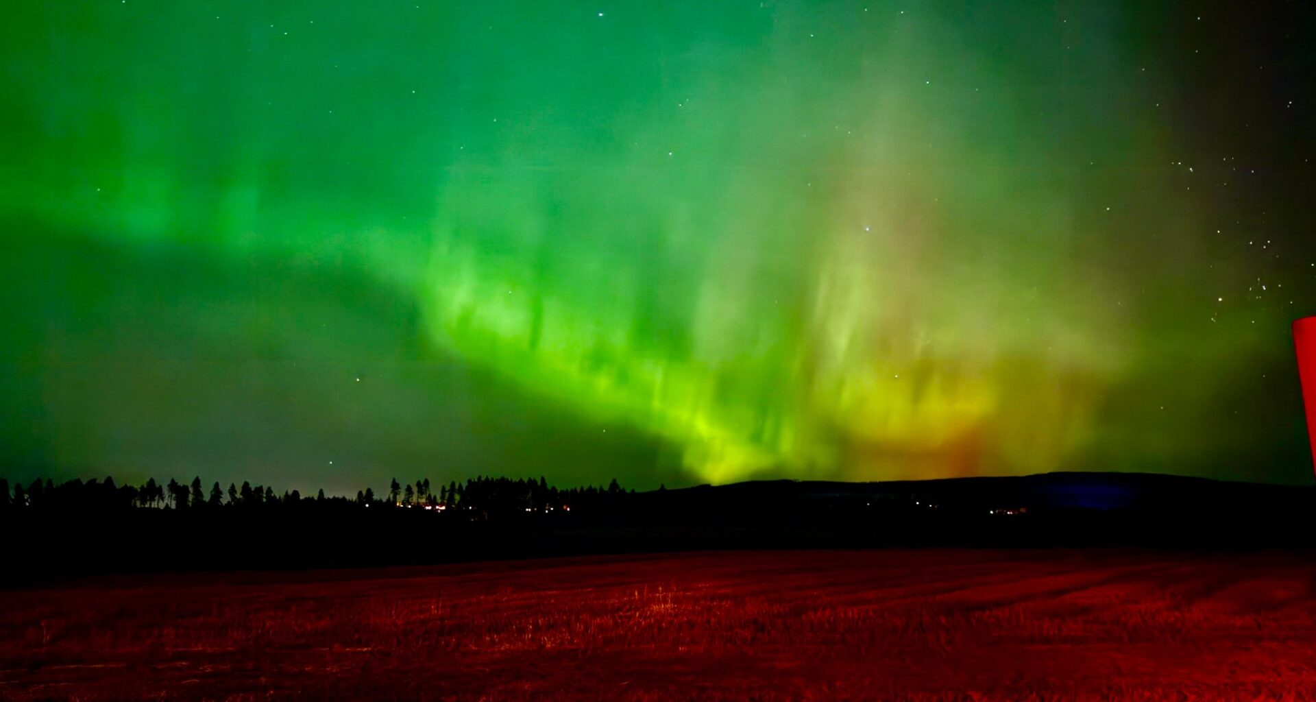 Nordlys, Vær | Venter kraftig nordlys: – Verdt å ta turen ut