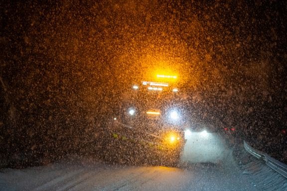 Statens vegvesen, Tungtransport | Ny tungbilkolonne skal trassa uvêr over Haukelifjell