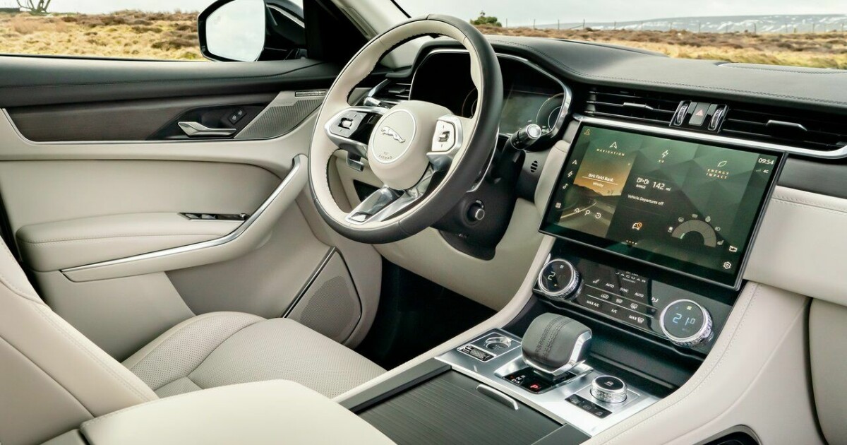 Her får du luksus-SUVen på billigsalg