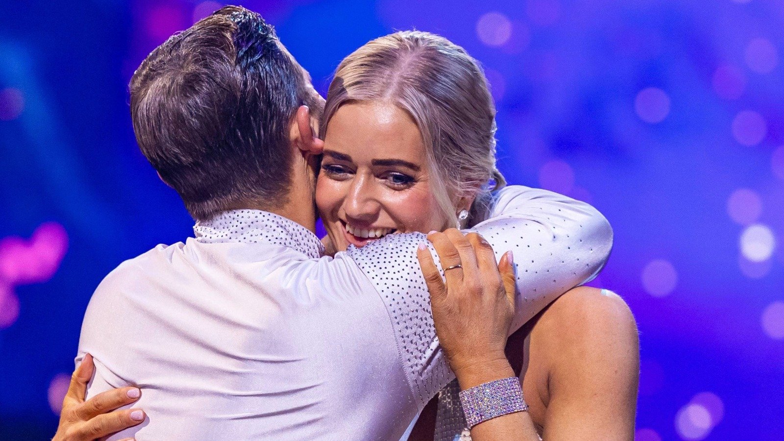 Skal vi danse, Emilie Enger Mehl