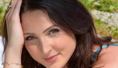 Zaïa (27) funnet drept og brent i bil