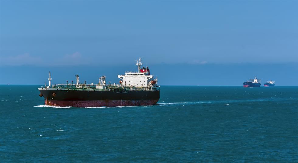 Begynner sanksjoner omsider å påvirke salget av russisk olje?