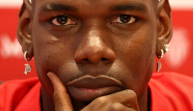 Så på ungene sine. Da bestemte han seg