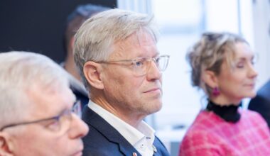 På Attack-konferansen torsdag overleverer Pål Wien Espen i Tek Norge rapporten  «Cybersikkerhet i Norge – Nordisk Benchmark 2025» til digitaliserings- og forvaltningsminister Karianne Tung (Ap).