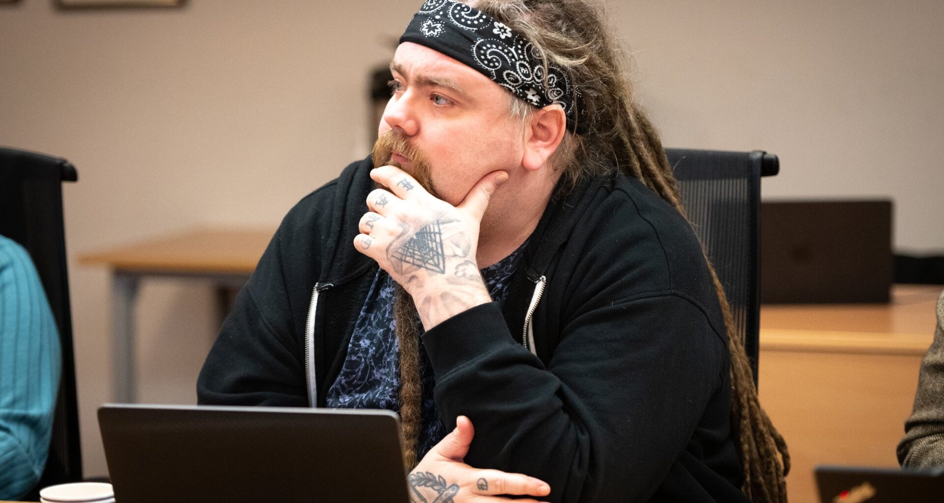 Politikk, Mosjøen | Ber administrasjonen ta et hint, og fredet en rekke kuttforslag: – Finnes ikke politisk vilje til å røre dette