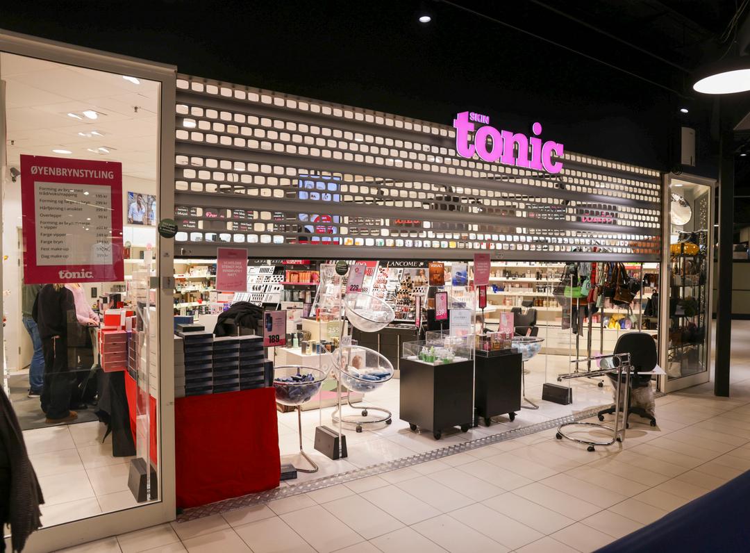 Tyveri på Romerikssenteret – kom seg inn gjennom taket