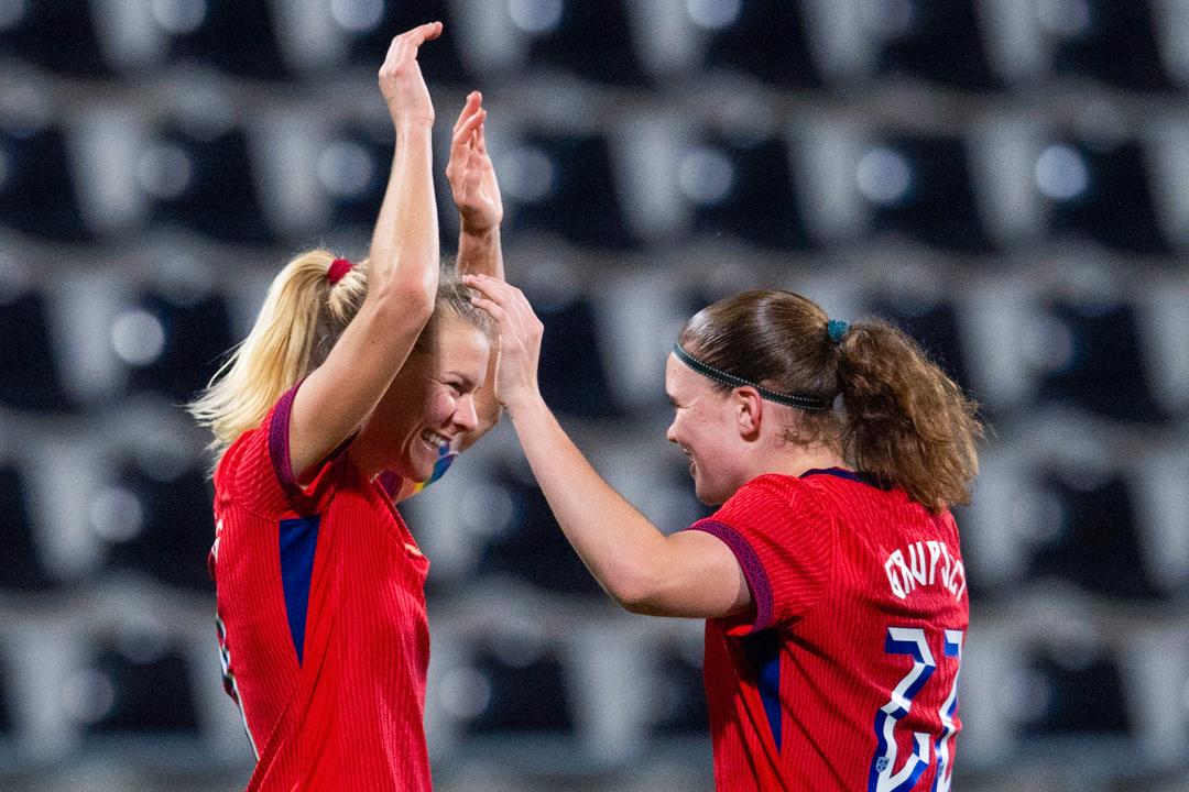 Gaupset-dobbel og Hegerberg-straffe da Norge slo Brasil