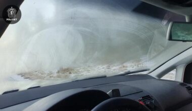 Ble stoppet med denne frontruten – mistet lappen