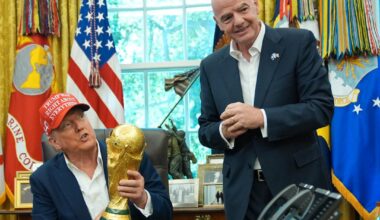 – Vi bør alle støtte det han gjør