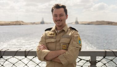 Isak (25) på historisk oppdrag: – Å fungere i en krigssituasjon er det viktigste for et militært fartøy - iSandnessjøen