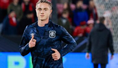 Aasgaard utvist i hett ligacupderby – Rangers utslått