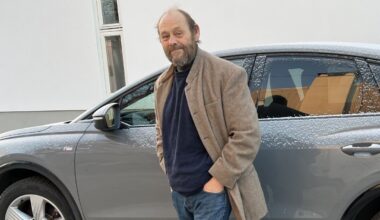 «Vi tar mer enn Visa. Vi tar førerkortet ditt.»