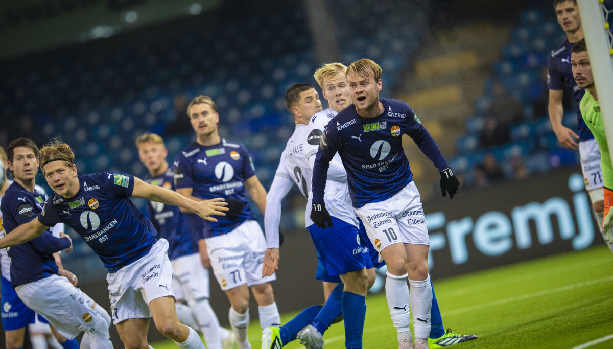 Ord som pinlig og flaut holder ikke for å beskrive situasjonen i Strømsgodset