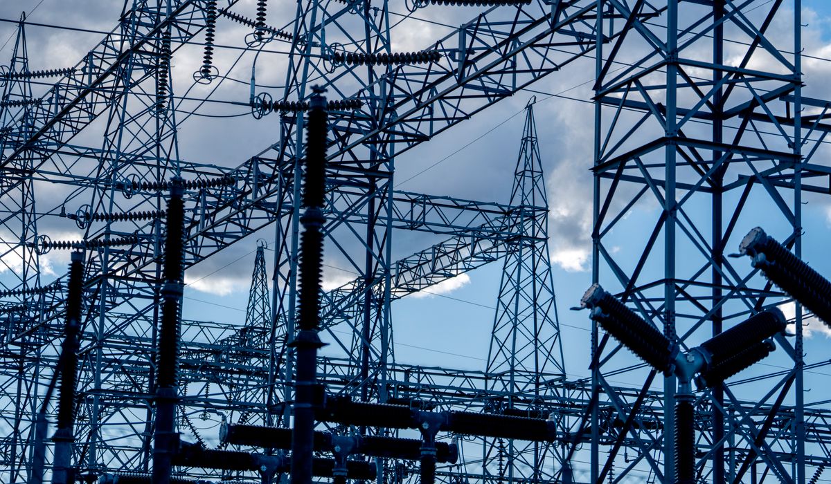 Ny strømkabel på Vestlandet sendte strømprisene i Midt-Norge oppover